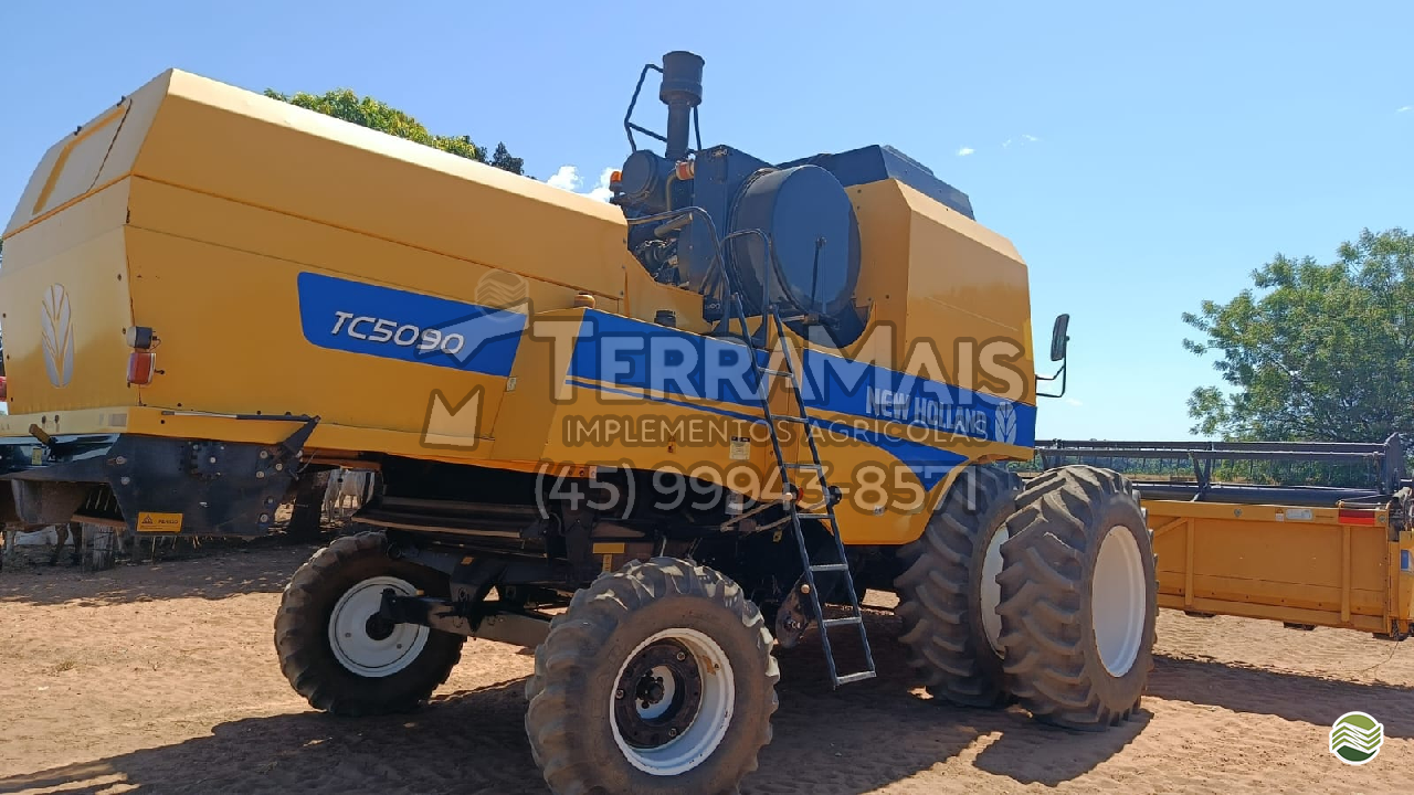 COLHEITADEIRA NEW HOLLAND TC 5090 Terra Mais Implementos Agrícolas TOLEDO PARANÁ PR